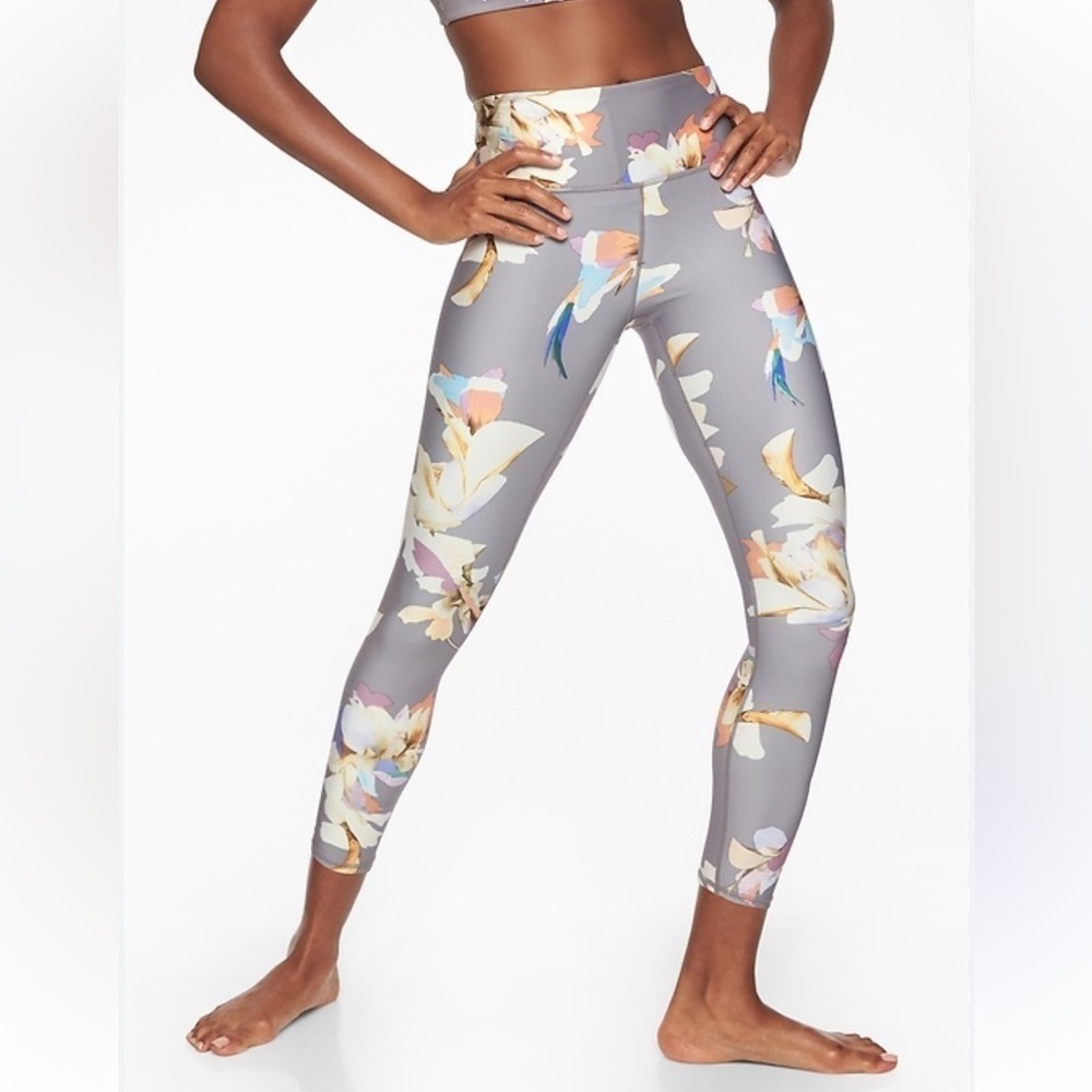 Athleta Elation Paradise 7/8 Tight Size S